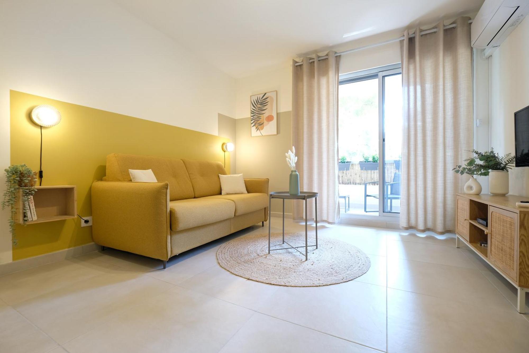 Studio Renove, 5Mn Plage, Terrasse, Clim, Velos Saint-Mandrier-sur-Mer Exterior foto